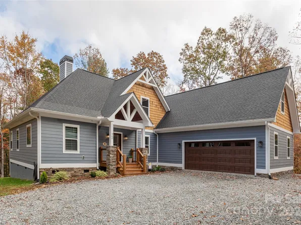 72 Spring Creek Ln, Saluda, NC 28773