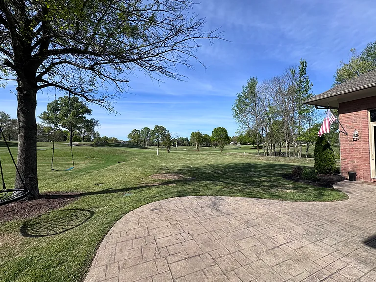 8614 Southwind Dr — Photo 18
