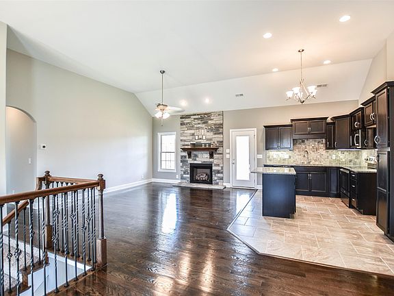 5th image of 1559 Cobra Ln