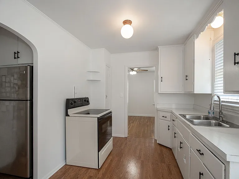 3715 Avalon Rd — Photo 12