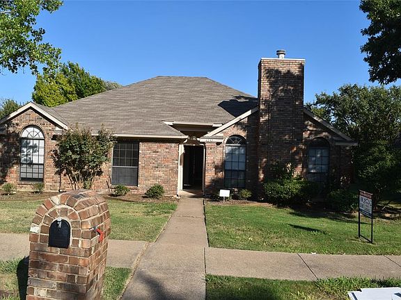 3rd image of 4212 Mulberry Dr