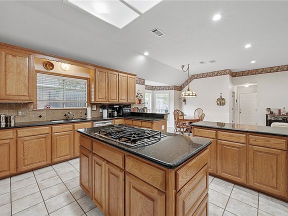 5th image of 8411 Whiterose Ct