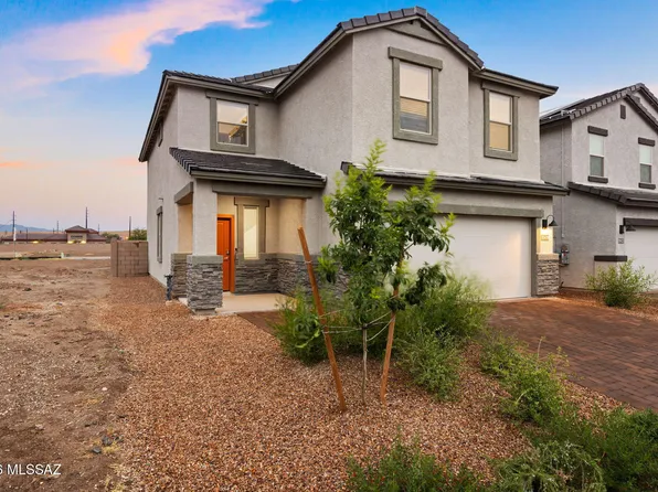 10419 W Guildford Ln, Marana, AZ 85653