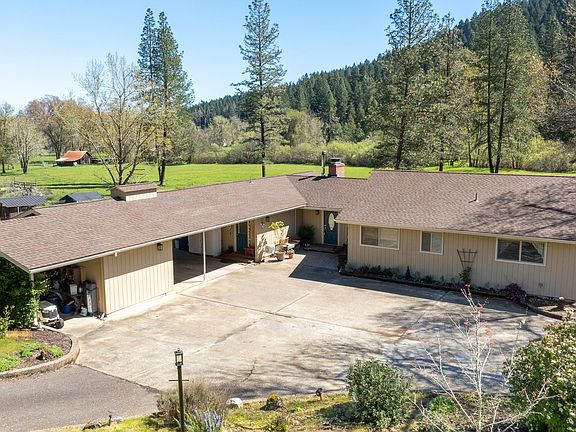 2nd image of 1868 Larson Rd