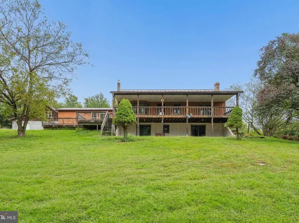 3446 Deneen Rd, Hancock, MD 21750
