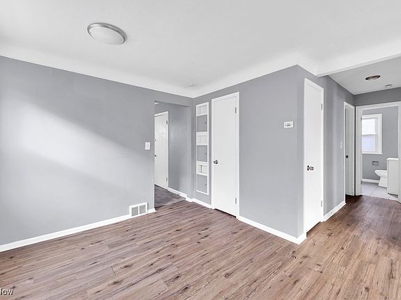 4th image of 4666 E 86th St