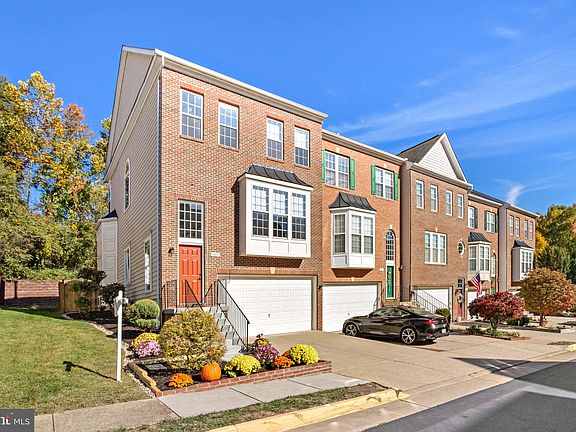 5th image of 6448 Sutcliffe Dr