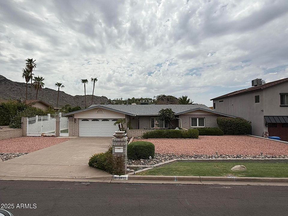 1st image of 2235 E BELMONT Avenue