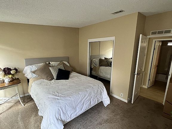5th image of 6253 Santa Fe Dr