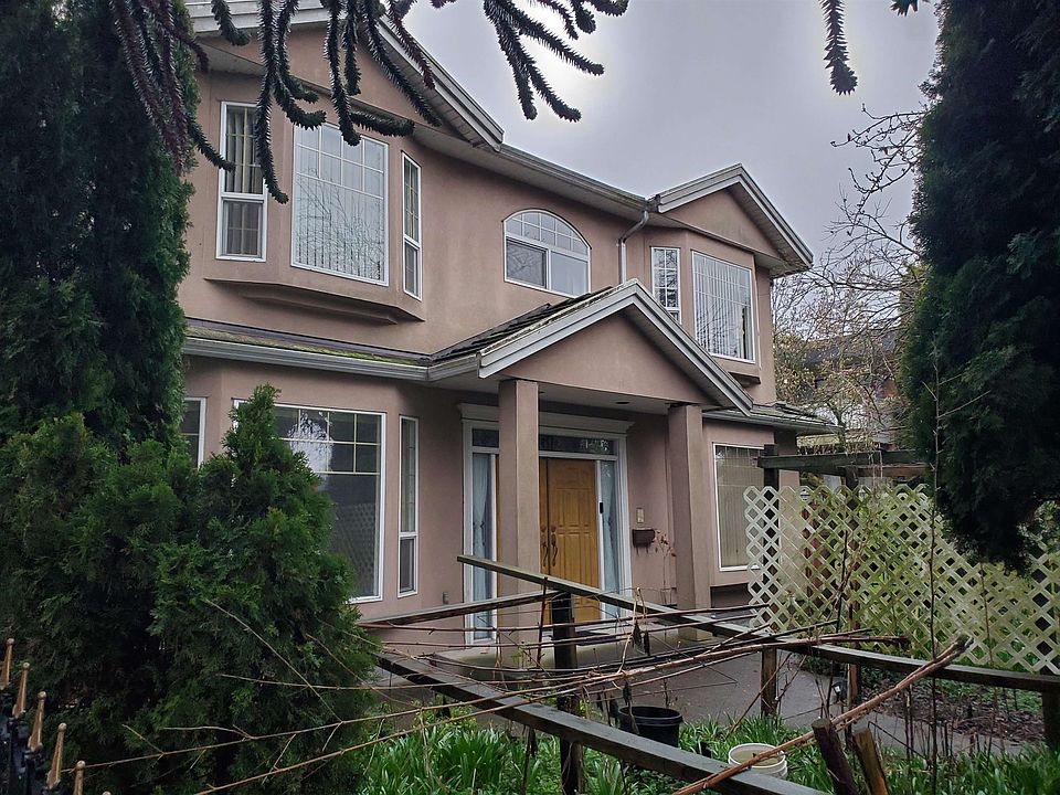 1st image of 2612 E 49th Ave