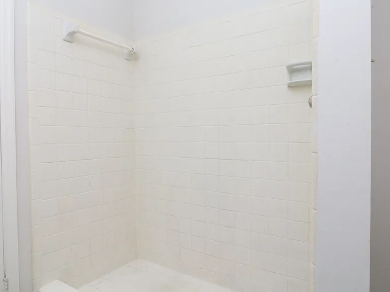 2124 Continental Ave — Photo 19