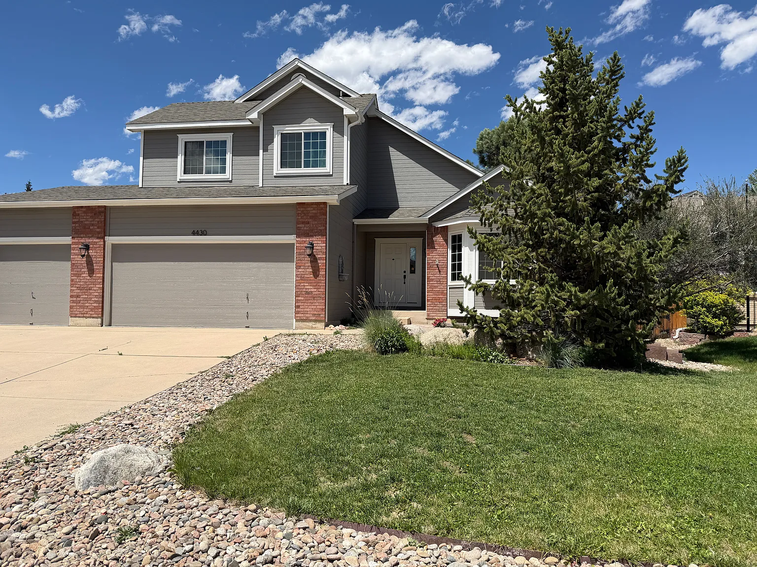 4430 Bays Water Dr — Photo 3