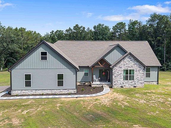 2nd image of 2095 Rosebud Rd