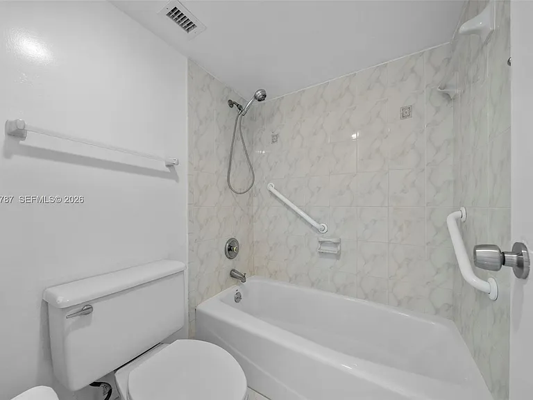 300 Bayview Dr #1711 — Photo 18
