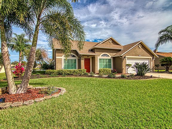 2nd image of 1425 Ambra Dr