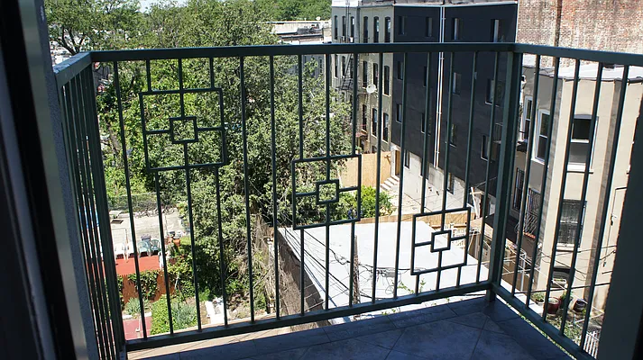 Rented by City View Living | media 14