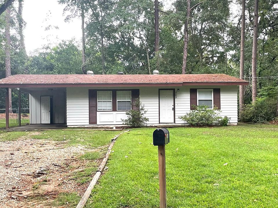 1st image of 809 Marilyn Ct