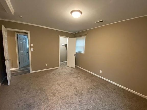 3rd image of 150 Wardlaw Ave