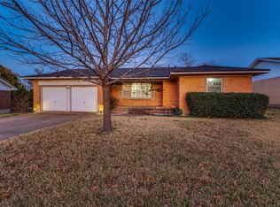 2406 Ridgecrest Dr, Garland, TX 75041