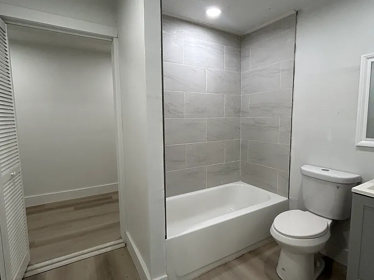 Belvedere Dr — Photo 8