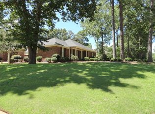 2300 Wallington Dr, Albany, GA 31721