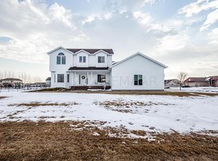 3611 50th St N, Fargo, ND 58102