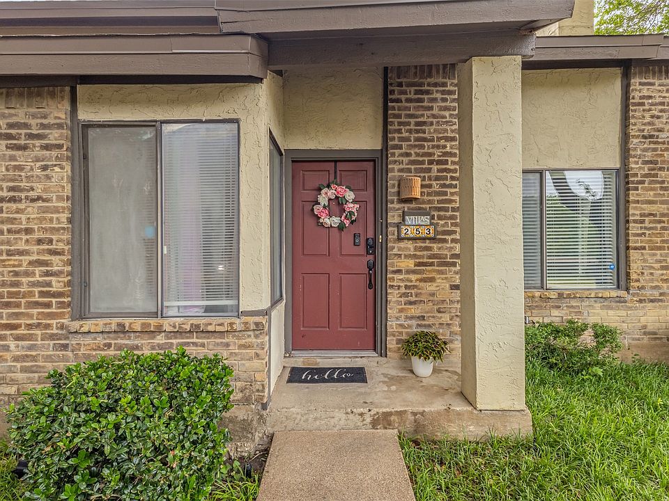 1st image of 821 Dublin Dr APT 253