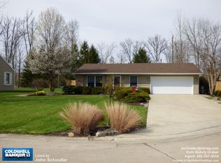 9508 Pinto Ln, Fort Wayne, IN 46804
