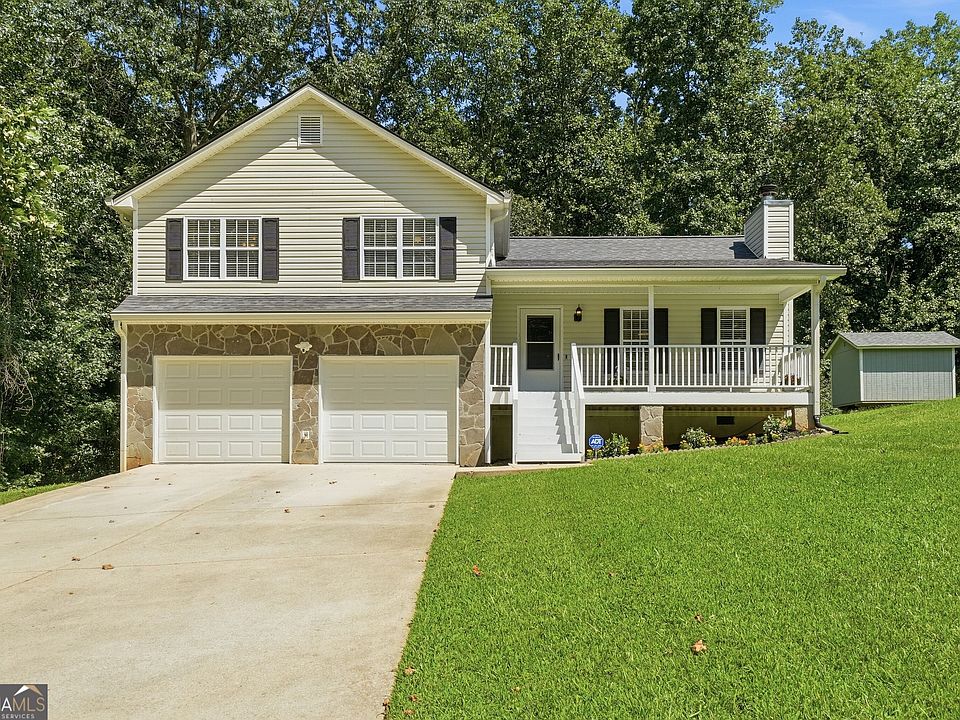 1st image of 149 Chipper Ln