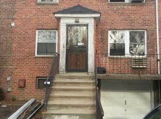3145 70th St, East Elmhurst, NY 11370