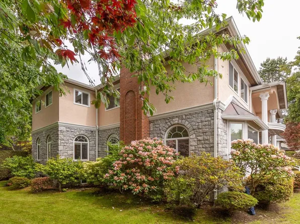 1989 W 52nd Ave, Vancouver, BC V6P 1J6
