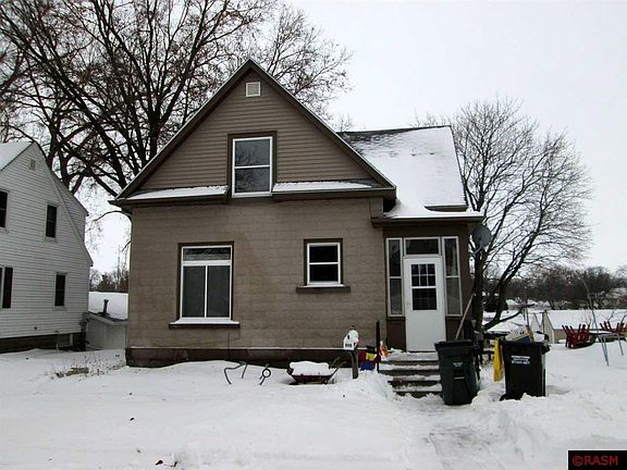 2nd image of 806 4th Ave S