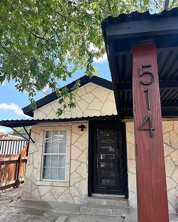 1st image of 514 S San Dario Ave