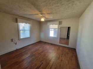 1015 Marlborough Rd, Fayetteville, NC 28303