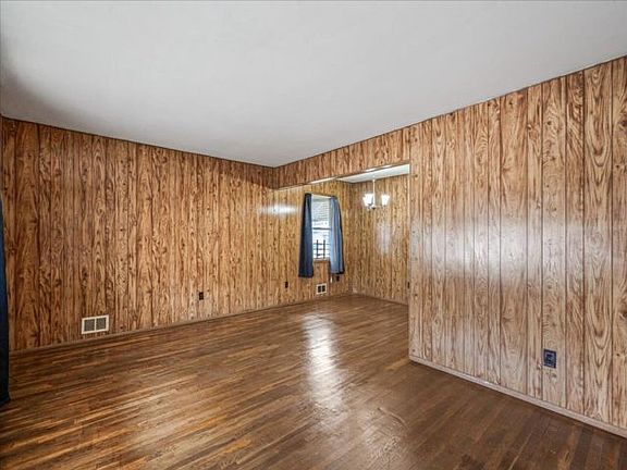 5th image of 55 Orchard St #1561