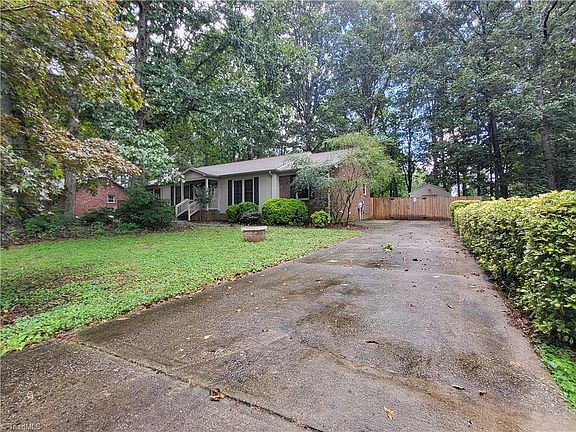 2nd image of 5012 Renville Dr