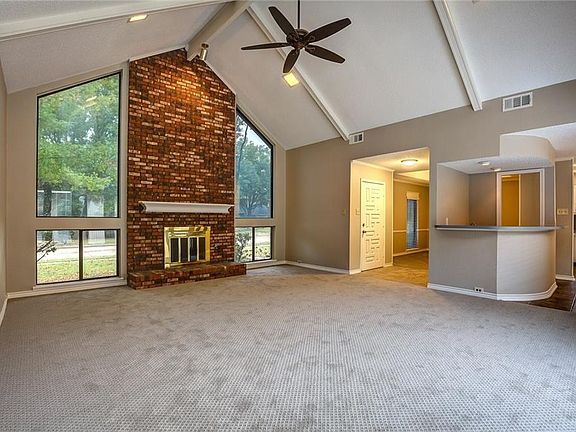 4th image of 2808 Foxcreek Dr