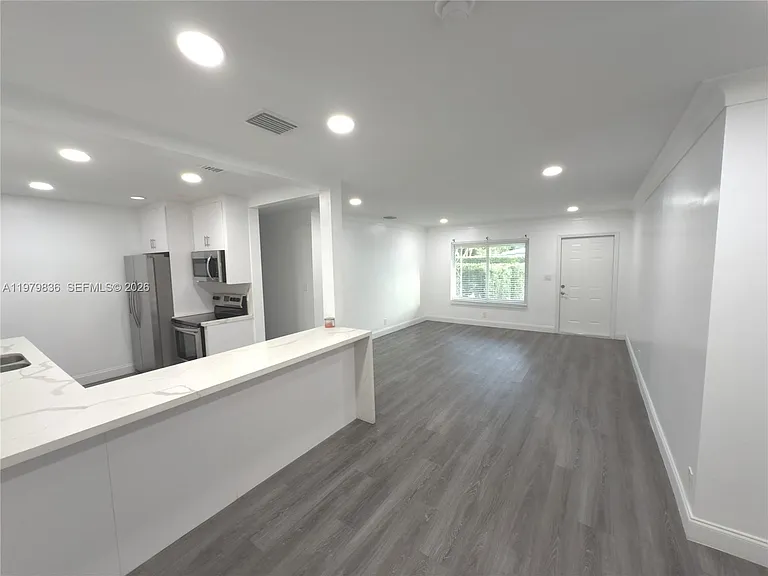 1403 Adams St — Photo 10
