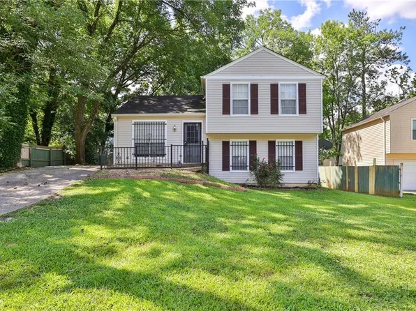 4969 Gatehouse Way, Stone Mountain, GA 30088