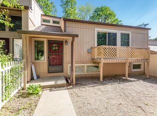 2926 W Winterberry Ct, Bloomington, IN