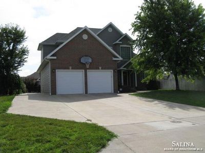 2317 Grant Ct, Salina, KS, 67401