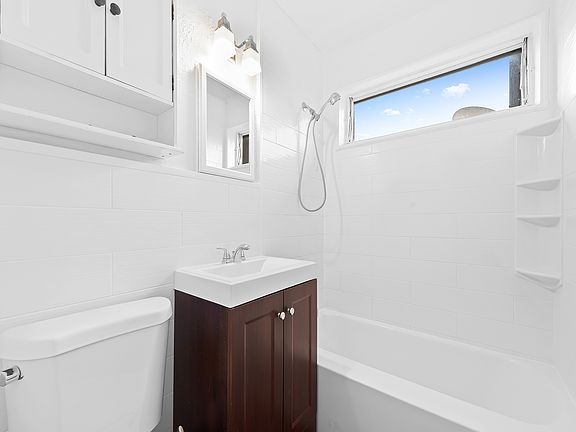 2nd image of 1311 N 19th Ave #1315