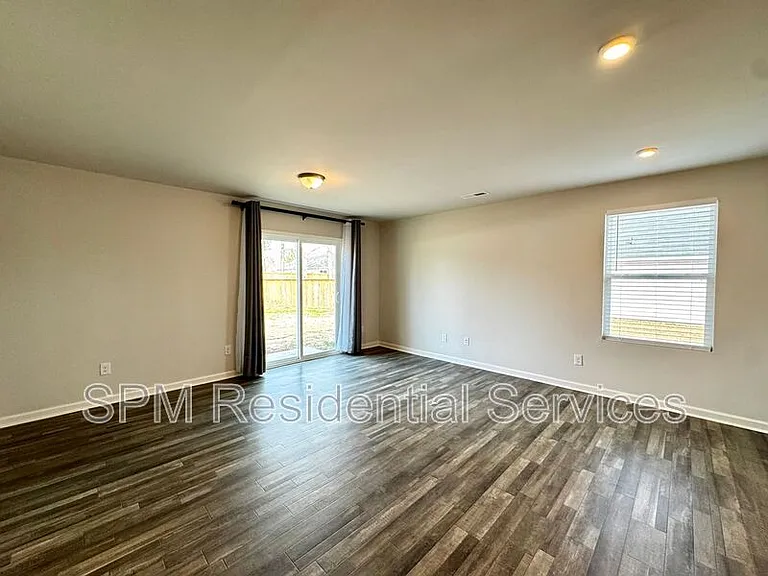 2161 Bayside Dr SW — Photo 12