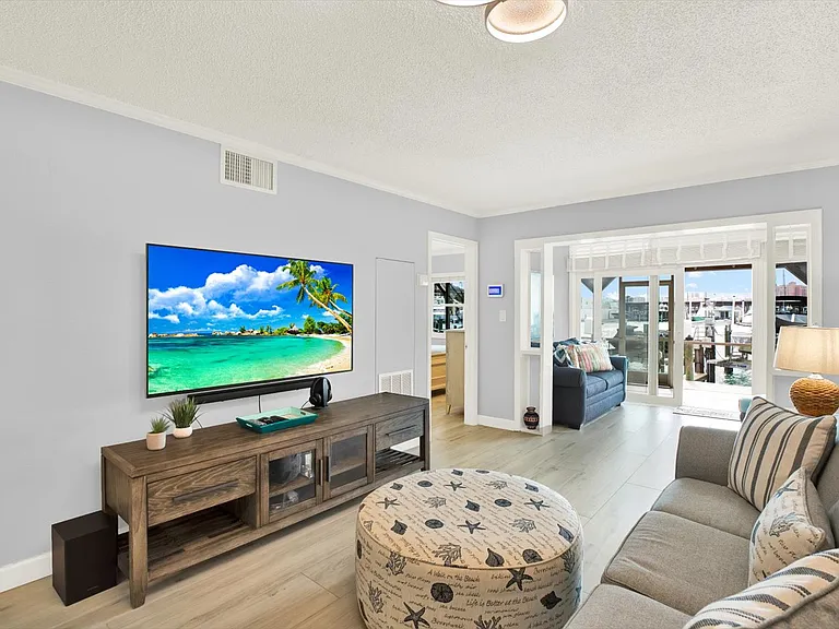 205 Dolphin Point #3 — Photo 7
