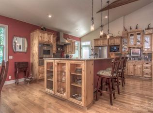 2515 NW Awbrey Rd, Bend, OR 97703