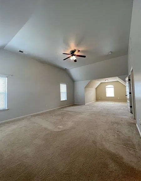 921 Prather Ct — Photo 32