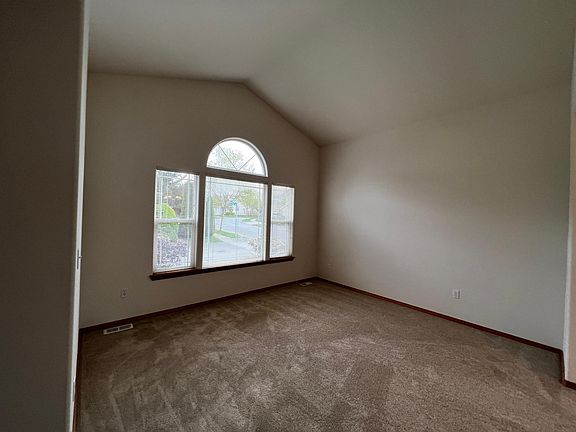 3rd image of 17512 13th Ave W