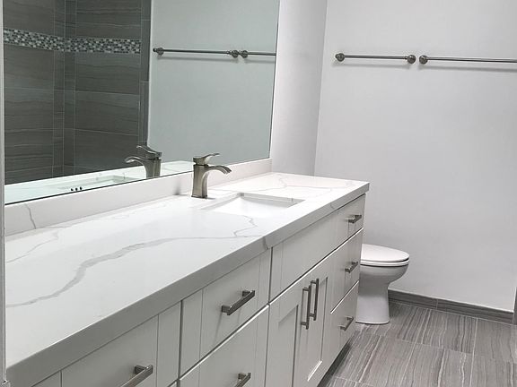 2nd image of 350 Palos Verdes Blvd APT 27