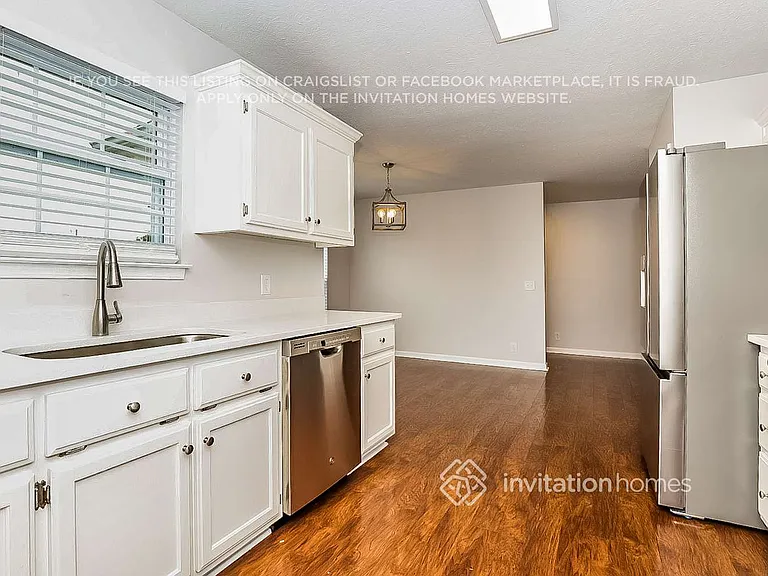 497 Laramie Dr — Photo 7