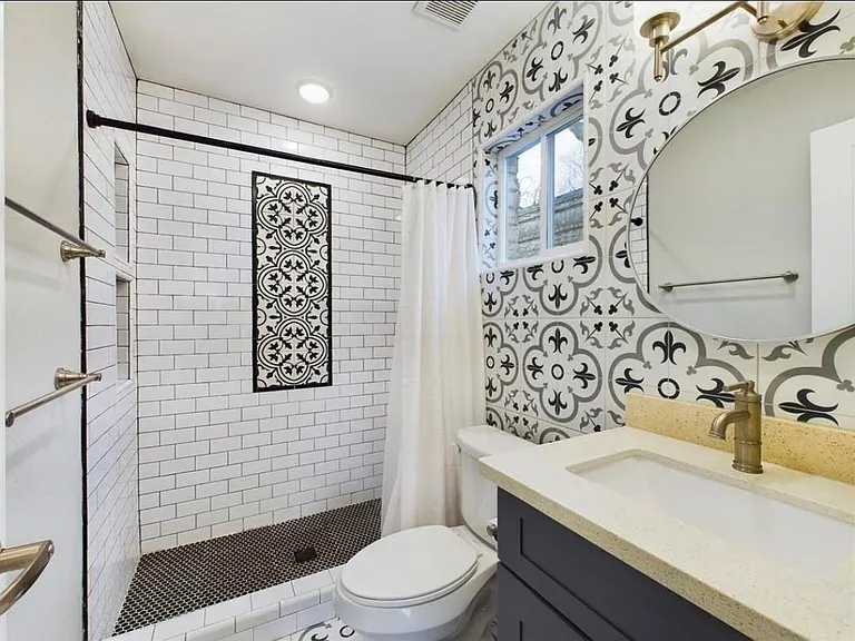 9007 Sharpcrest St — Photo 14